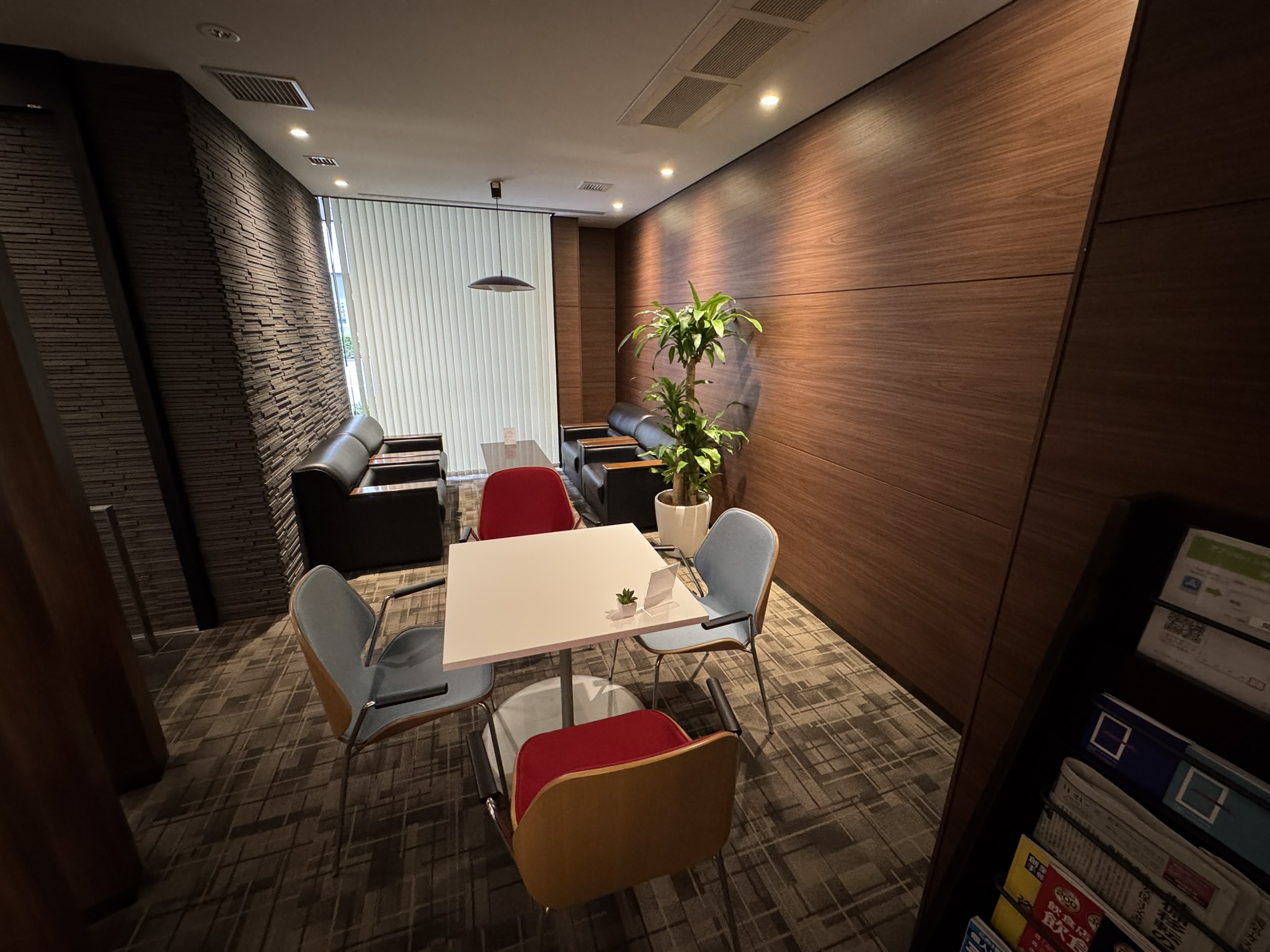 Qualiteg Lobby Area 3