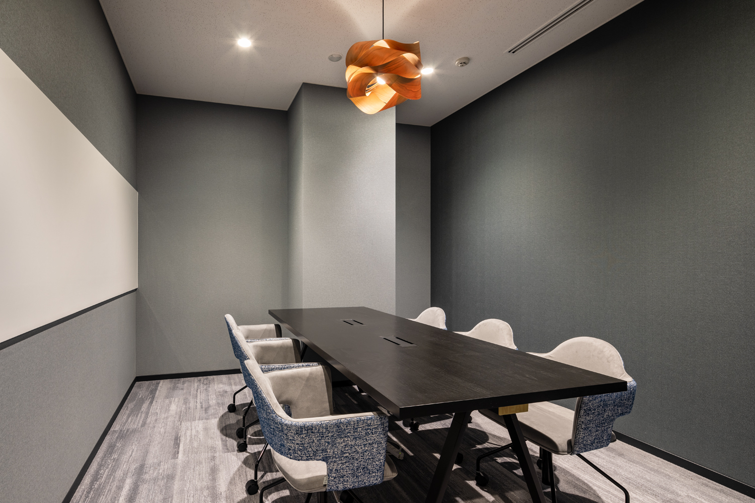 Qualiteg Meeting Room A